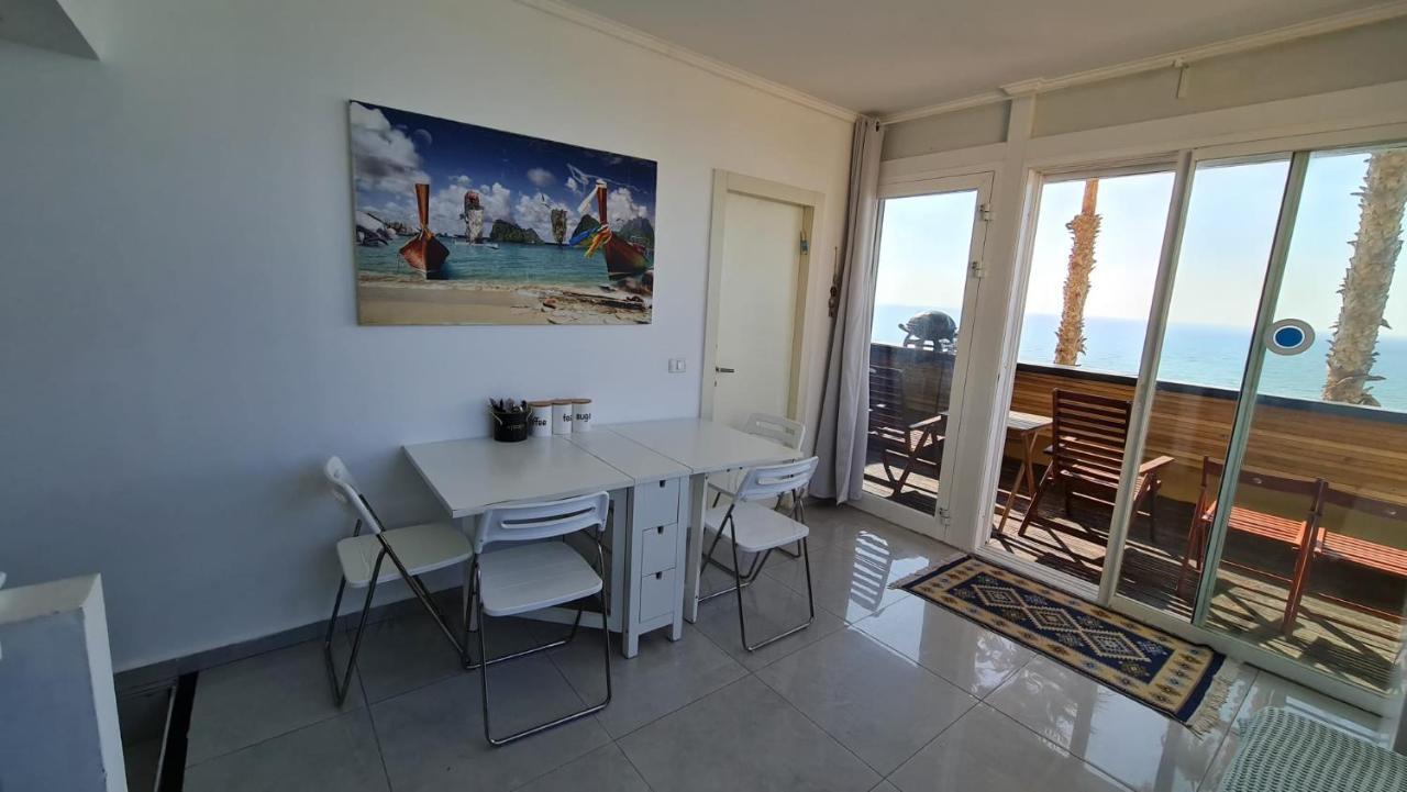 Magic On The Sea-Suites With A Private Jacuzzi And A Private Sea View Netánja Kültér fotó